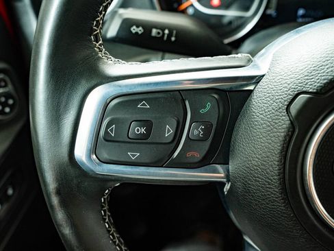 Used 2022 Jeep Wrangler Unlimited Sahara w/ LED Lighting Group AWD/4WD image 28