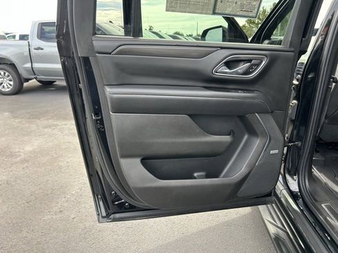 Used 2021 GMC Yukon XL AT4 image 13