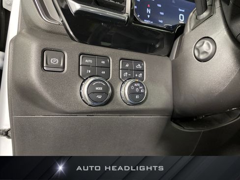 Used 2023 GMC Sierra 1500 SLT w/ SLT Premium Plus Package image 27