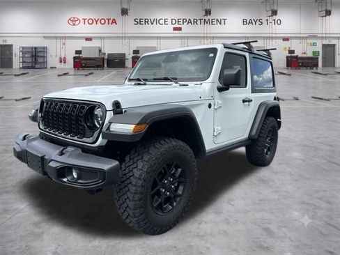 Used 2025 Jeep Wrangler Sport AWD/4WD image 4