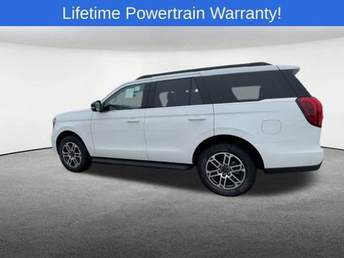 New 2026 Ford Expedition Active image 6