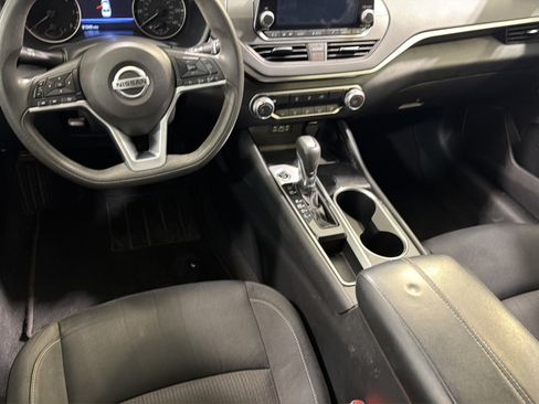 Used 2021 Nissan Altima 2.5 SV FWD image 19