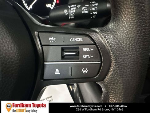 Used 2024 Honda HR-V LX image 19