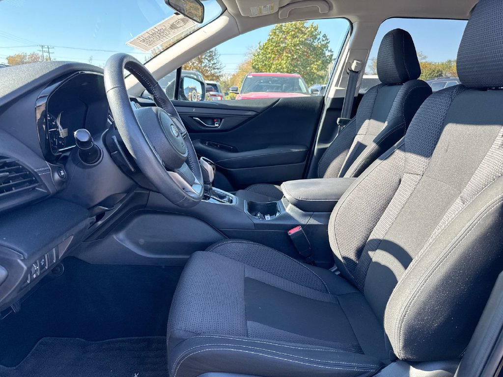 Used 2024 Subaru Outback Premium AWD/4WD image 19