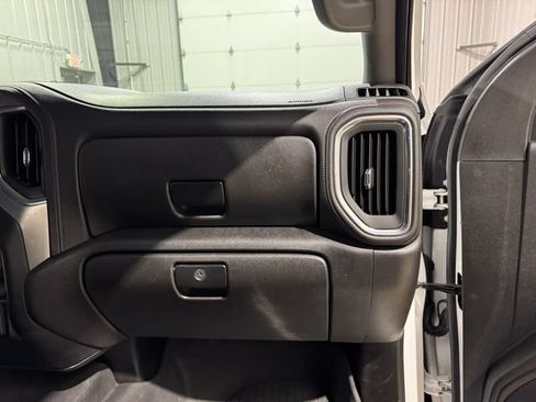 Used 2023 Chevrolet Silverado 2500 LT AWD/4WD image 24