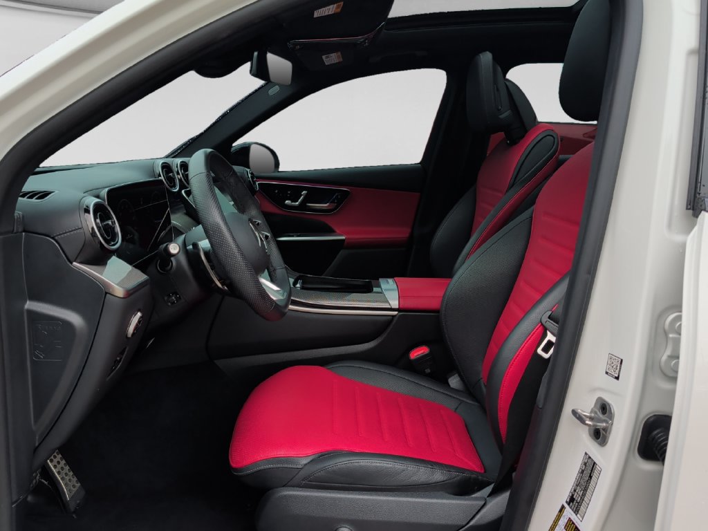 Used 2025 Mercedes-Benz GLC 43 AMG 4MATIC image 16
