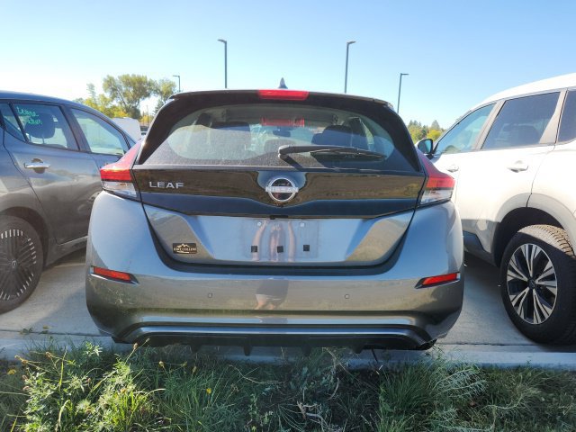 Used 2025 Nissan Leaf S FWD image 2