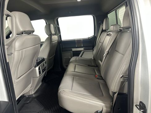 Used 2019 Ford F150 Lariat image 21