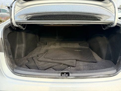 Used 2024 Toyota Corolla SE w/ SE Package image 11
