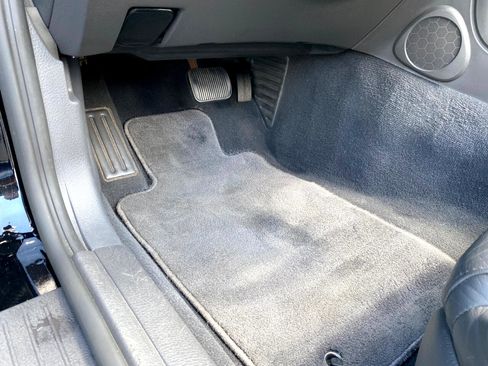 Used 2002 Ford Thunderbird Deluxe image 20