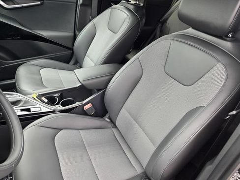 New 2026 Kia Niro EX FWD image 14
