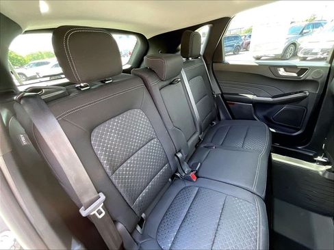 Used 2025 Ford Escape Active w/ Active Premium Tech Pack AWD/4WD image 15