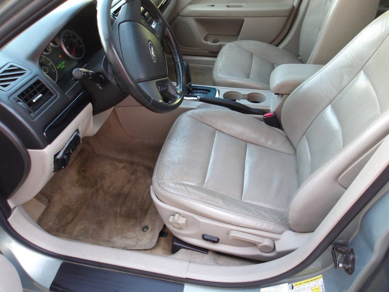 Used 2008 Ford Fusion SEL FWD image 22