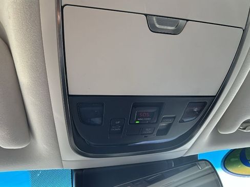 Used 2019 Lexus LS 500 500 Base w/ Accessory Package (Z2) image 23