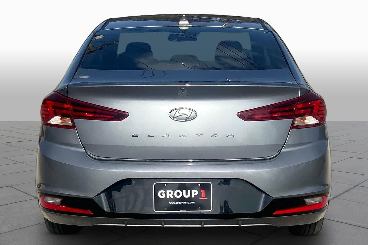 Used 2019 Hyundai Elantra SEL w/ Cargo Package FWD image 5