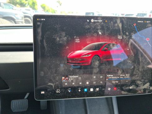 Used 2025 Tesla Model 3 Long Range RWD image 16
