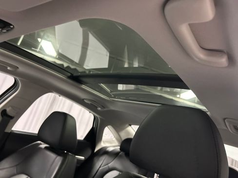 Used 2024 Hyundai Sonata Limited image 21