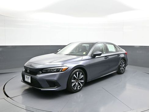 Used 2023 Honda Civic EX image 1