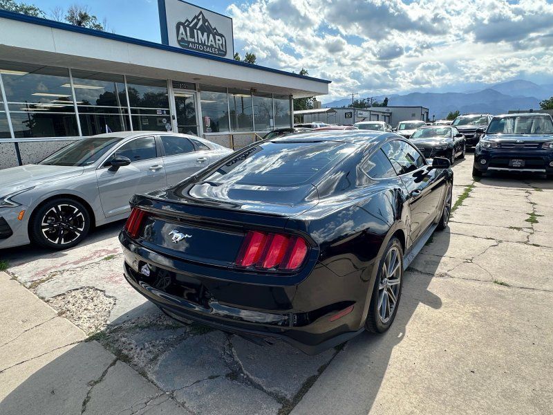 Used 2017 Ford Mustang Coupe RWD image 7