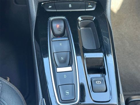 Used 2023 Chevrolet Bolt EUV LT w/ Driver Confidence Package image 30