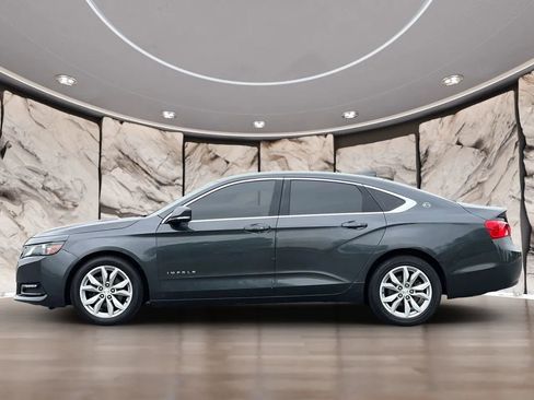 Used 2018 Chevrolet Impala LT w/ LT Leather Package FWD image 9