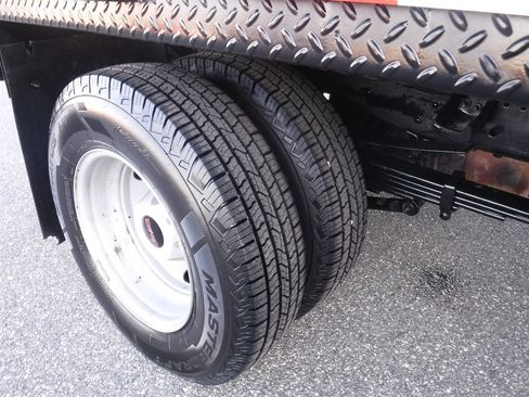 Used 2022 GMC Sierra 3500 Pro w/ Convenience Package image 5