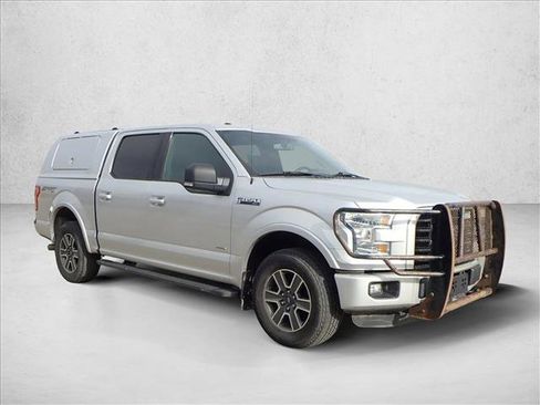 Used 2015 Ford F150 XLT w/ Equipment Group 302A Luxury image 6