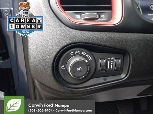 Used 2023 Jeep Renegade Trailhawk image 13