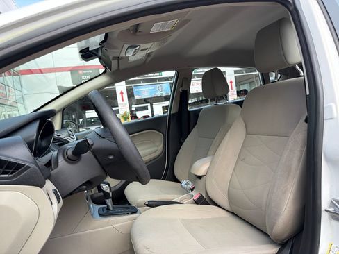 Used 2018 Ford Fiesta SE FWD image 6