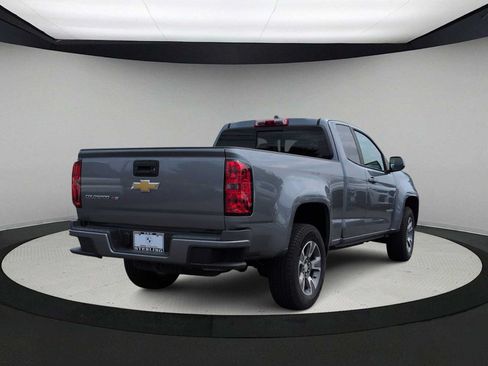 Used 2018 Chevrolet Colorado Z71 AWD/4WD image 8