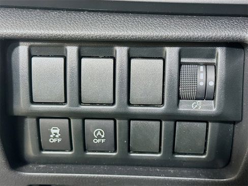 Used 2020 Subaru Forester w/ Alloy Wheel Package image 12