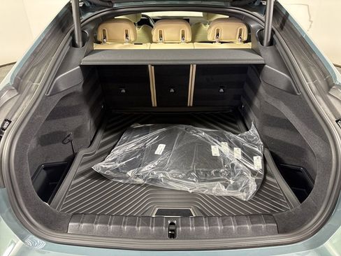 Certified 2025 BMW i4 eDrive40 image 33