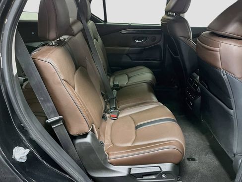 Used 2023 Honda Pilot Elite image 30