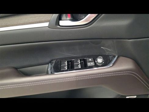 New 2025 MAZDA CX-5 Signature image 63