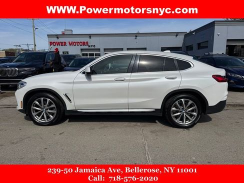 Used 2019 BMW X4 xDrive30i w/ Premium Package AWD/4WD image 2