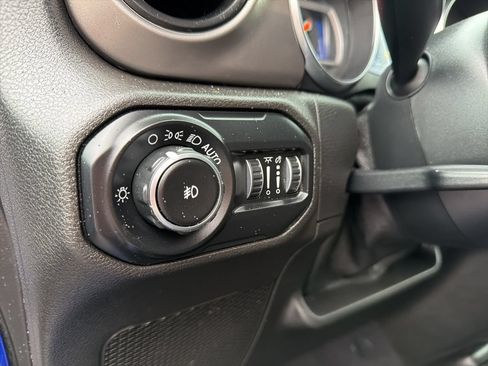 Used 2019 Jeep Wrangler Unlimited Sport S AWD/4WD image 45