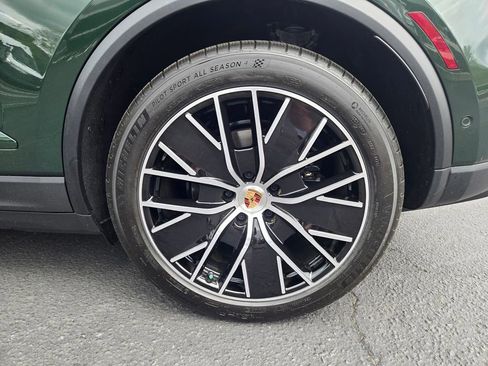 New 2026 Porsche Macan 4 Electric image 10