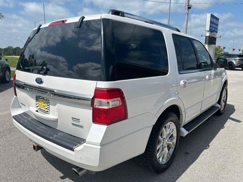 Used 2017 Ford Expedition Limited AWD/4WD image 5