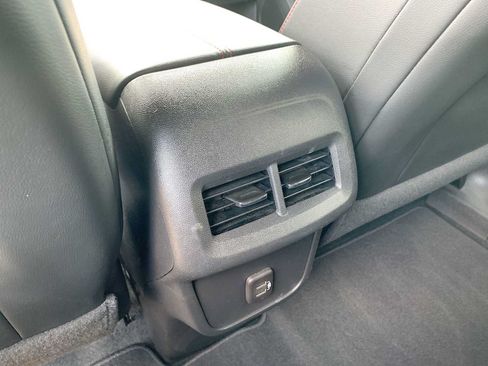 Certified 2023 Chevrolet Equinox RS AWD/4WD image 20