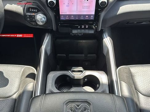 Used 2025 RAM 1500 Laramie AWD/4WD image 25