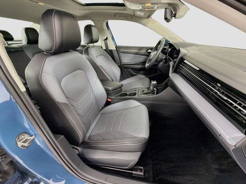 Used 2026 Volkswagen Jetta SEL FWD image 28