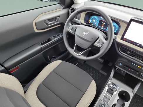 New 2025 Ford Bronco Sport Big Bend w/ Convenience Package AWD/4WD image 7