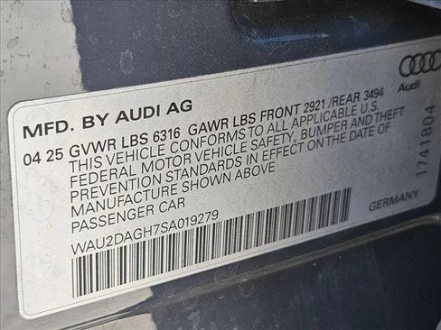 Certified 2025 Audi A6 e-tron Premium Plus w/ Premium Plus AWD/4WD image 27