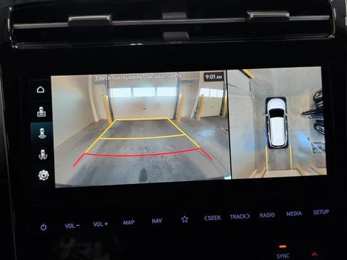 Used 2023 Hyundai Tucson Limited FWD image 32