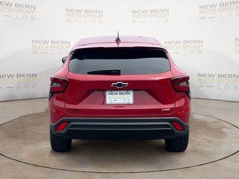 New 2026 Chevrolet Trax RS FWD image 4