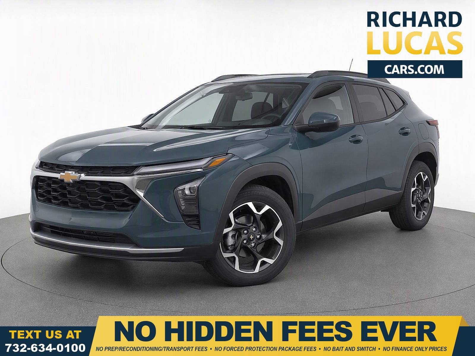 Used 2025 Chevrolet Trax LT w/ Driver Confidence Package FWD image 1
