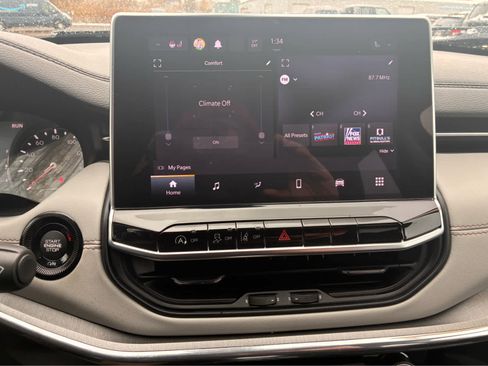 Used 2022 Jeep Compass Limited image 20