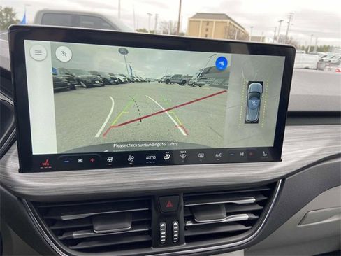 New 2025 Ford Escape SE w/ PHEV Premium Package image 18