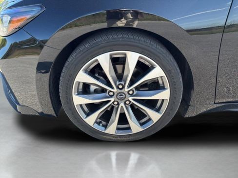 Used 2023 Nissan Maxima Platinum w/ Sport Mat Group image 45