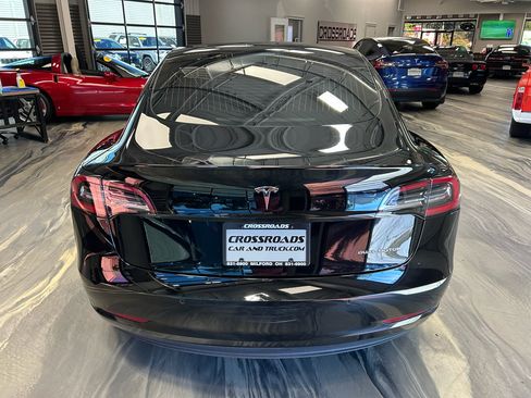 Used 2018 Tesla Model 3 Long Range AWD/4WD image 29